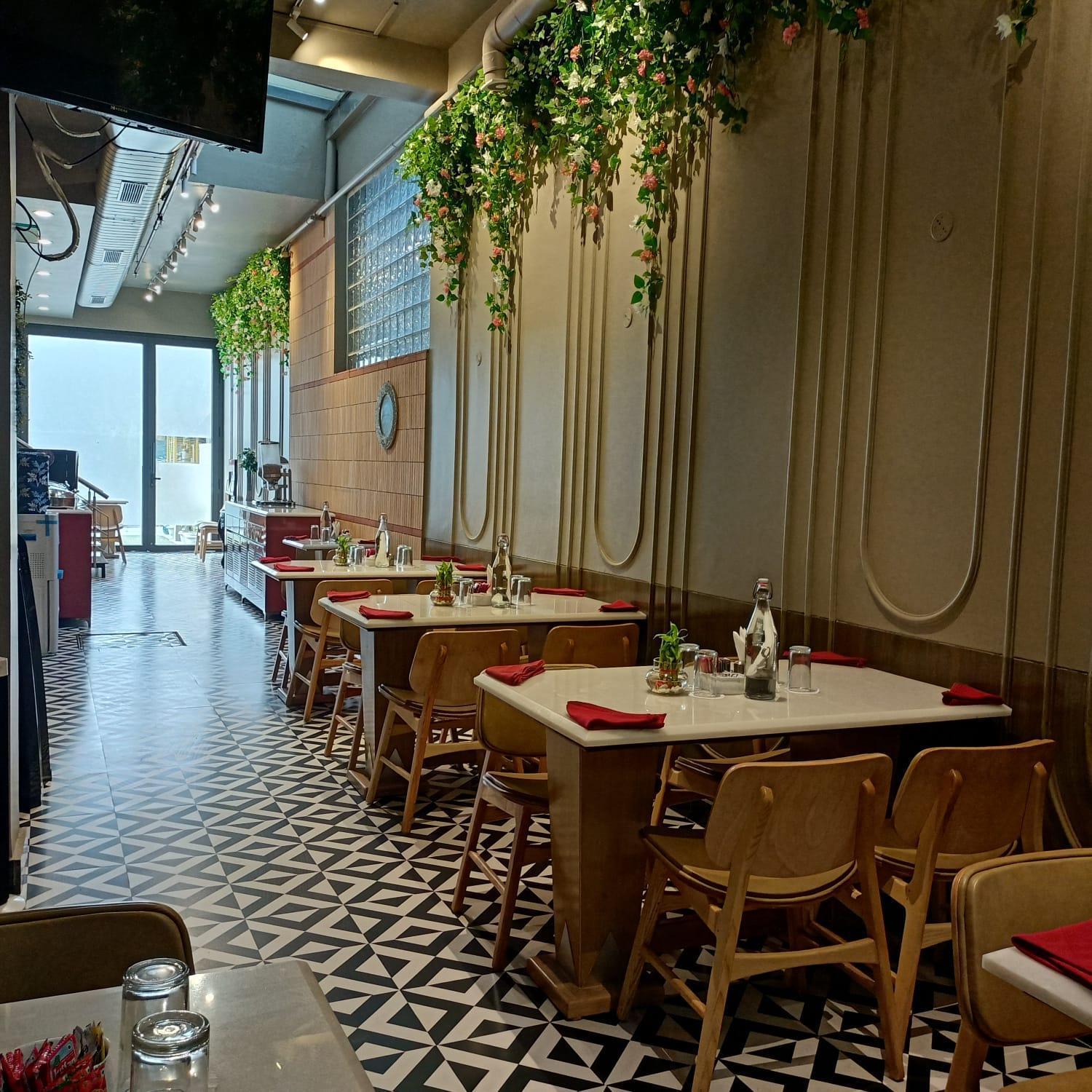 Cosy Grand, Chanakyapuri By The Cosy Hotels New Delhi Extérieur photo