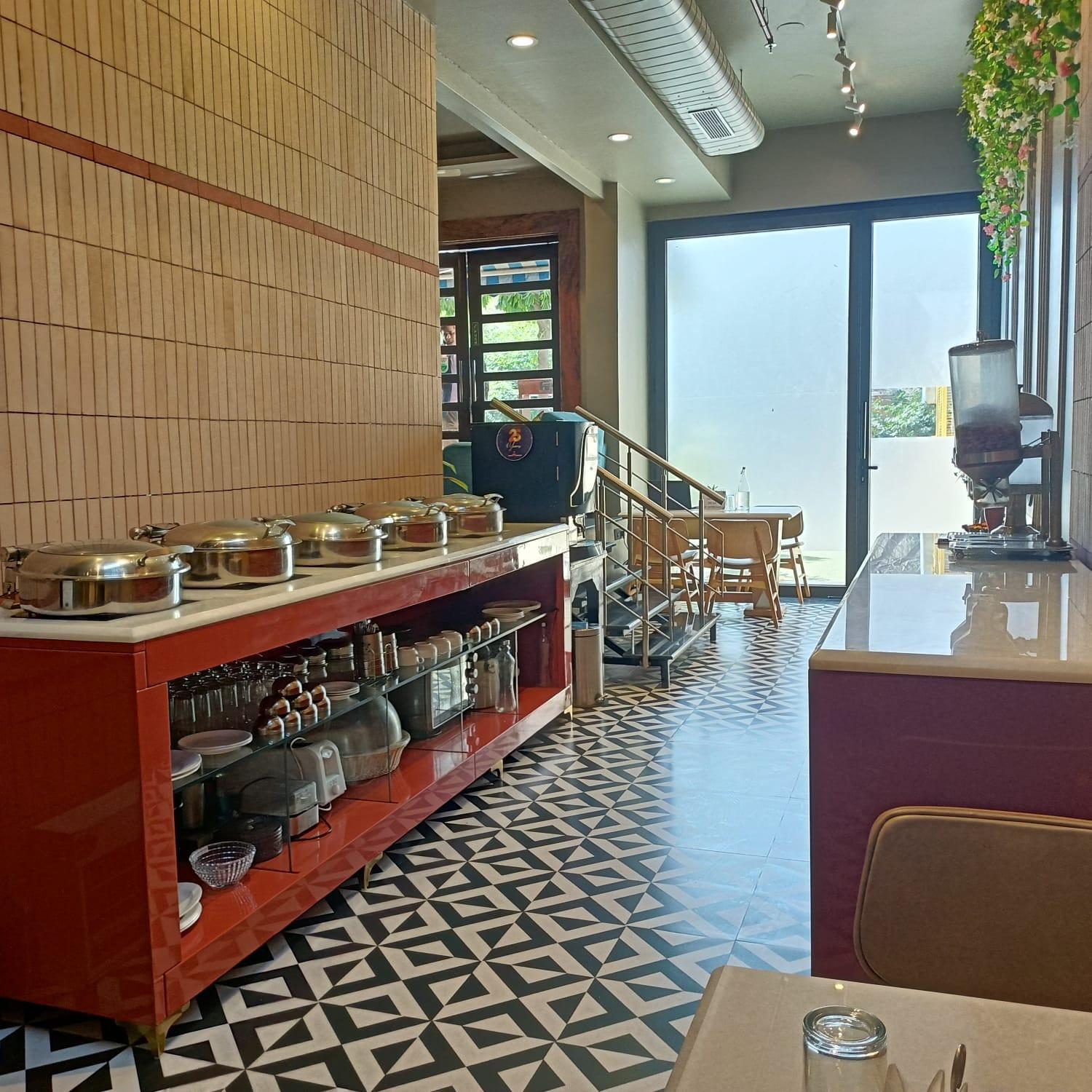 Cosy Grand, Chanakyapuri By The Cosy Hotels New Delhi Extérieur photo