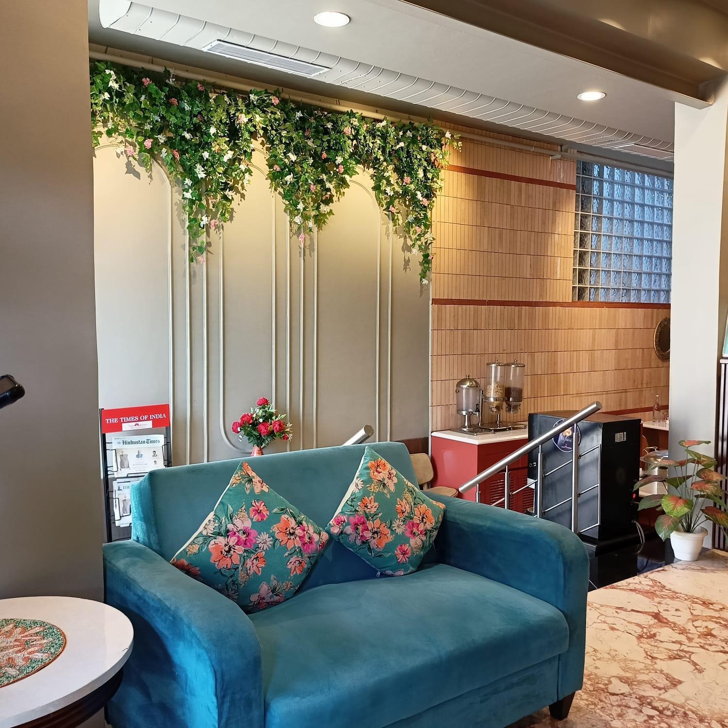 Cosy Grand, Chanakyapuri By The Cosy Hotels New Delhi Extérieur photo
