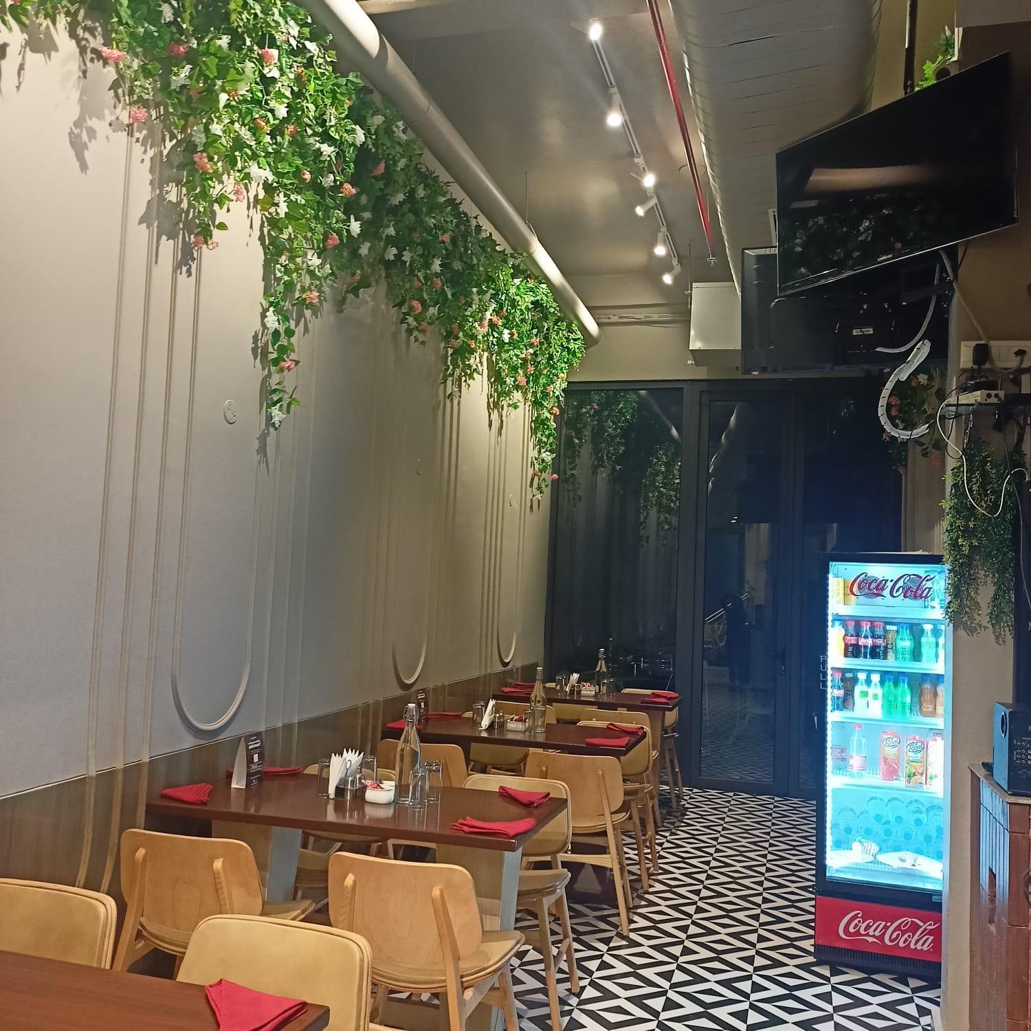 Cosy Grand, Chanakyapuri By The Cosy Hotels New Delhi Extérieur photo