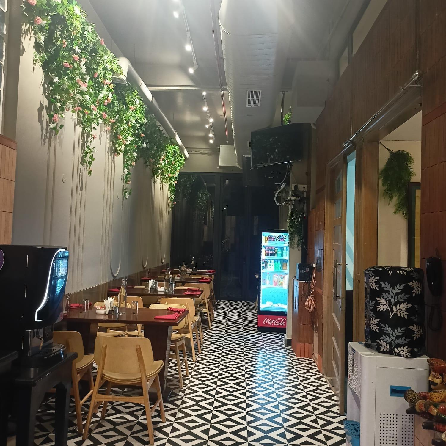 Cosy Grand, Chanakyapuri By The Cosy Hotels New Delhi Extérieur photo